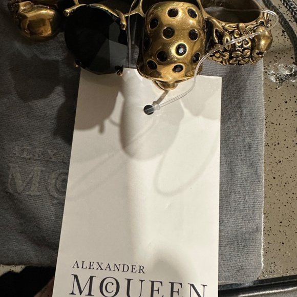 Alexander McQueen Knuckle Ring - Picture 7 of 8
